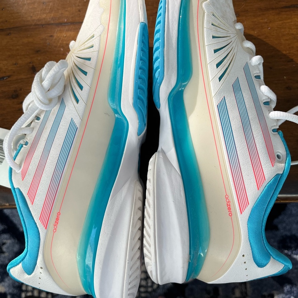 Adidas tennis shoes size 8 NWT white /pastel